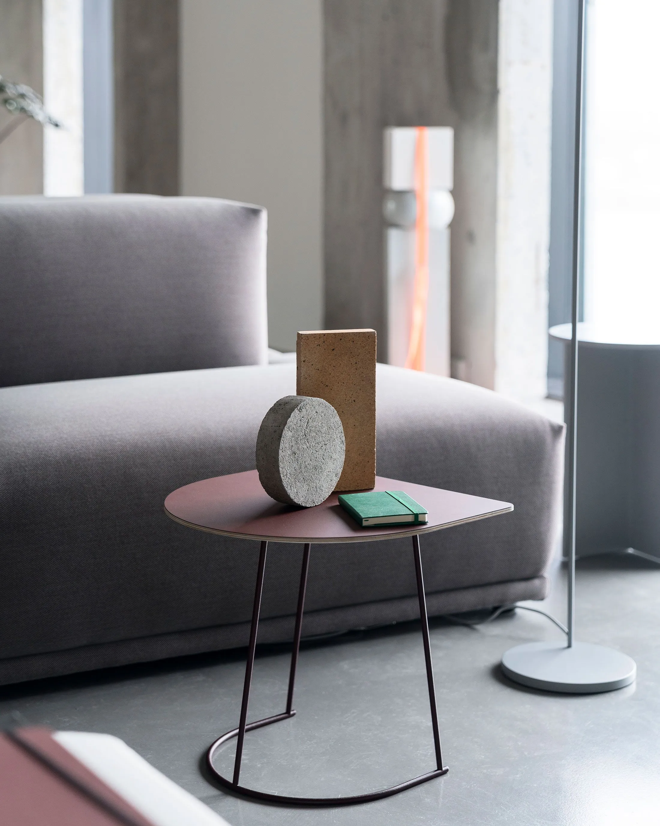 Airy Coffee Table, Half Size, Off-White