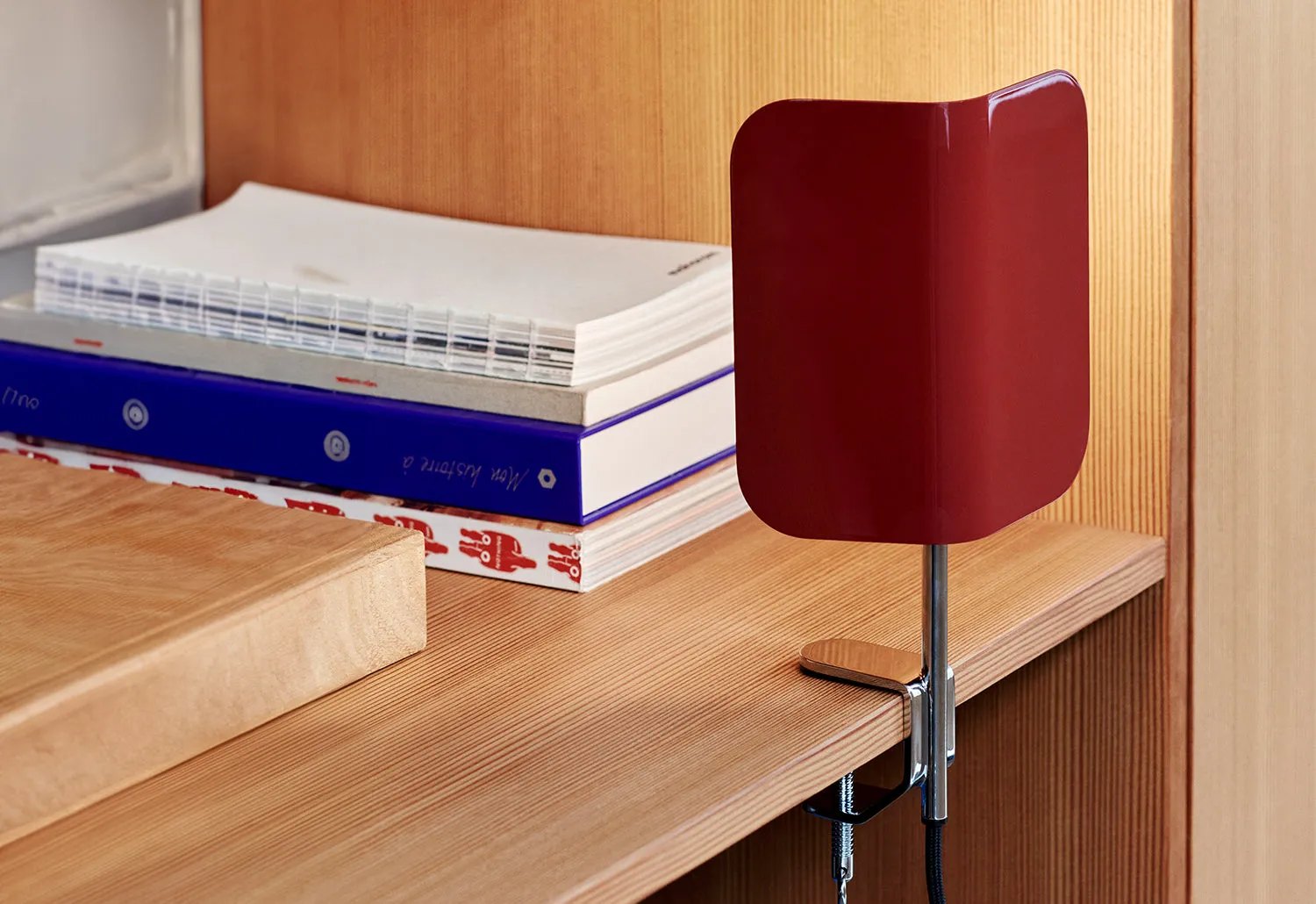Apex Clip Lamp