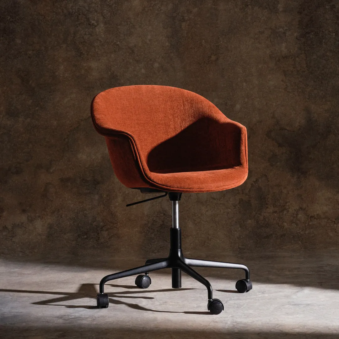 Bat Meeting Chair - 4-Star Base w/ Casters - Height Adjustable - Fully Upholstered