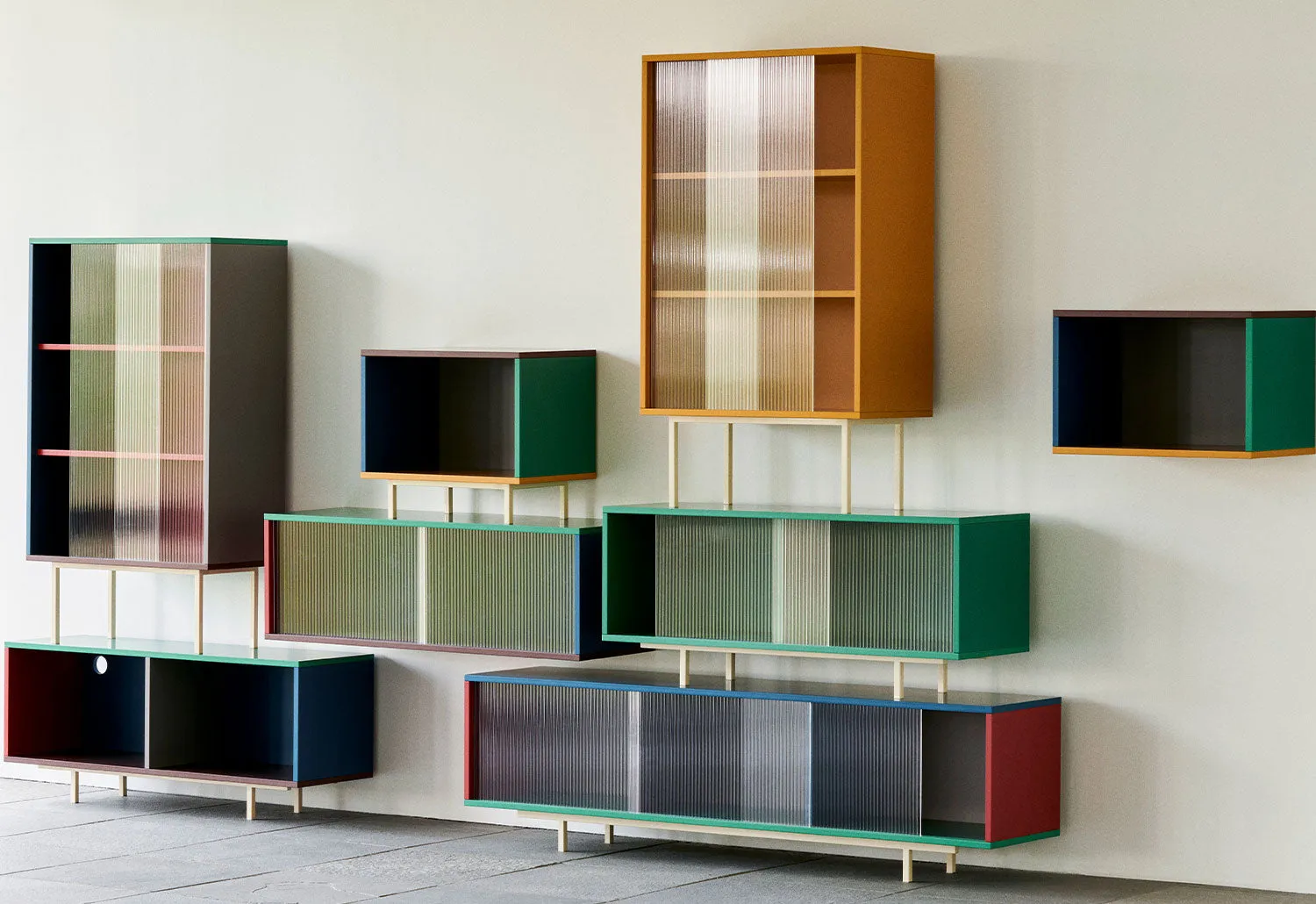 Colour Cabinet Floor