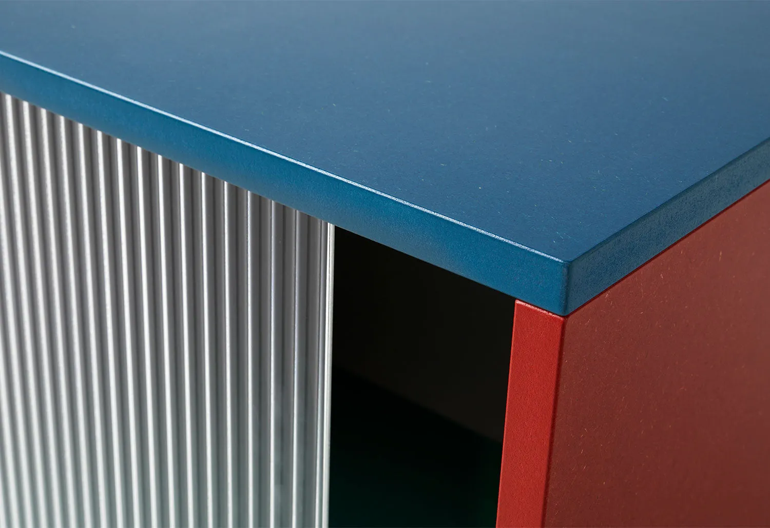 Colour Cabinet Floor