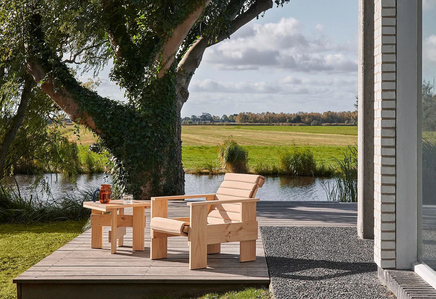 Crate Lounge Chair