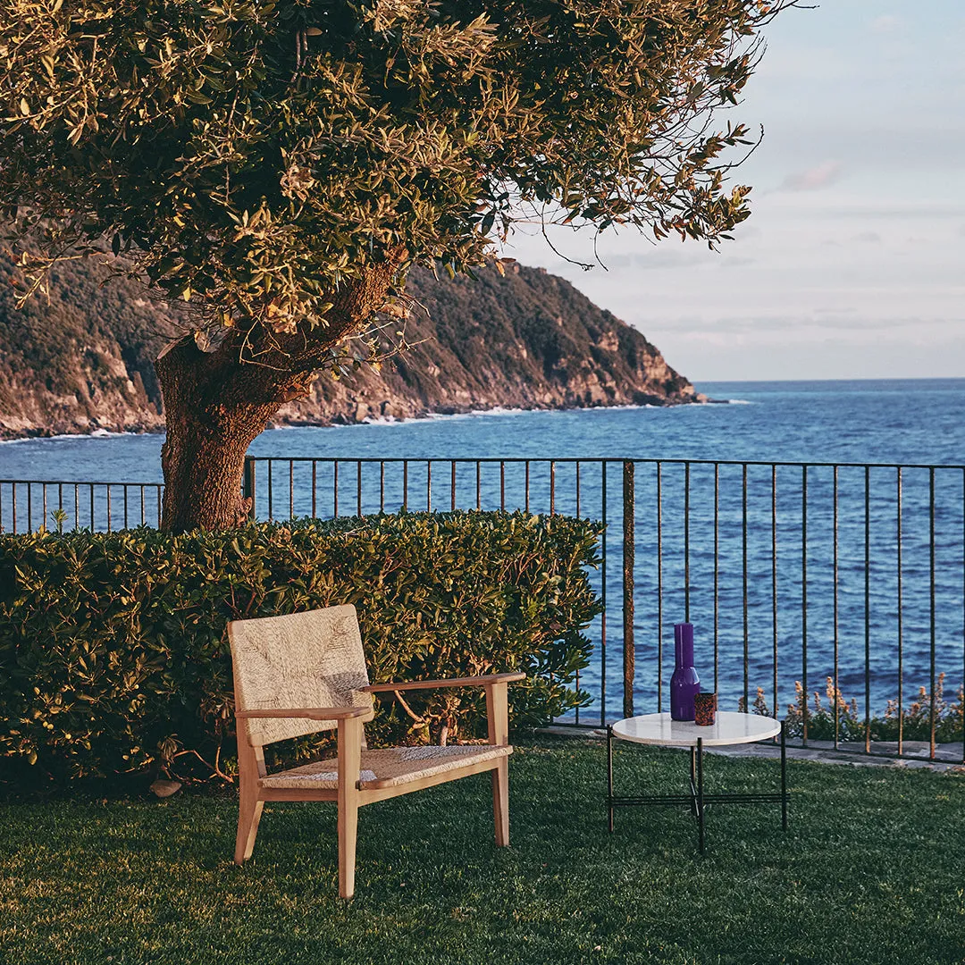 F-Chair Outdoor Lounge Chair