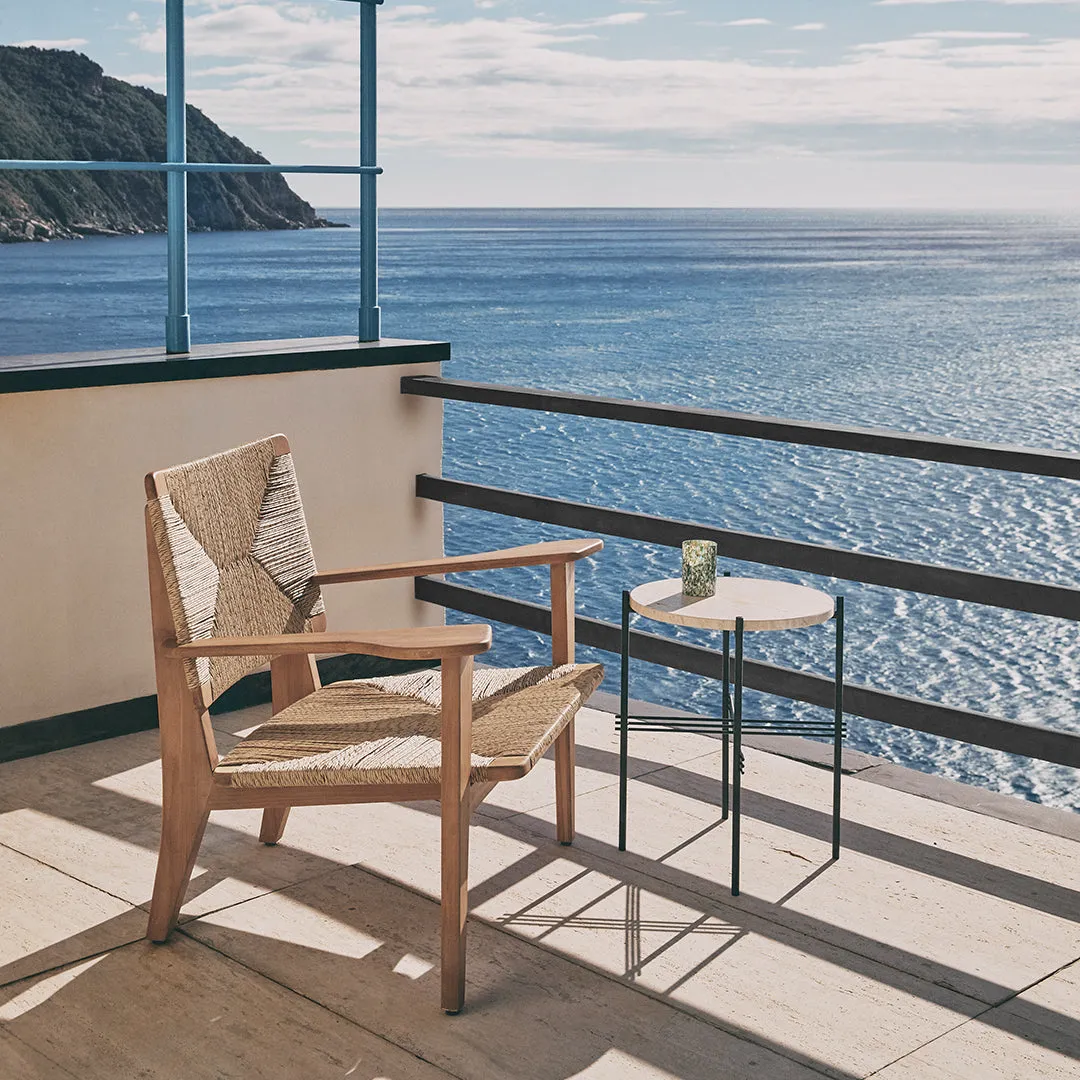 F-Chair Outdoor Lounge Chair