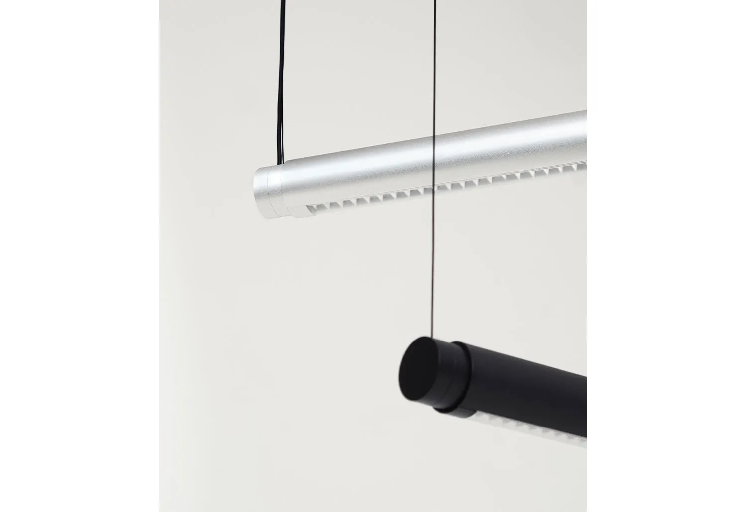 Factor Linear Suspension Lamp