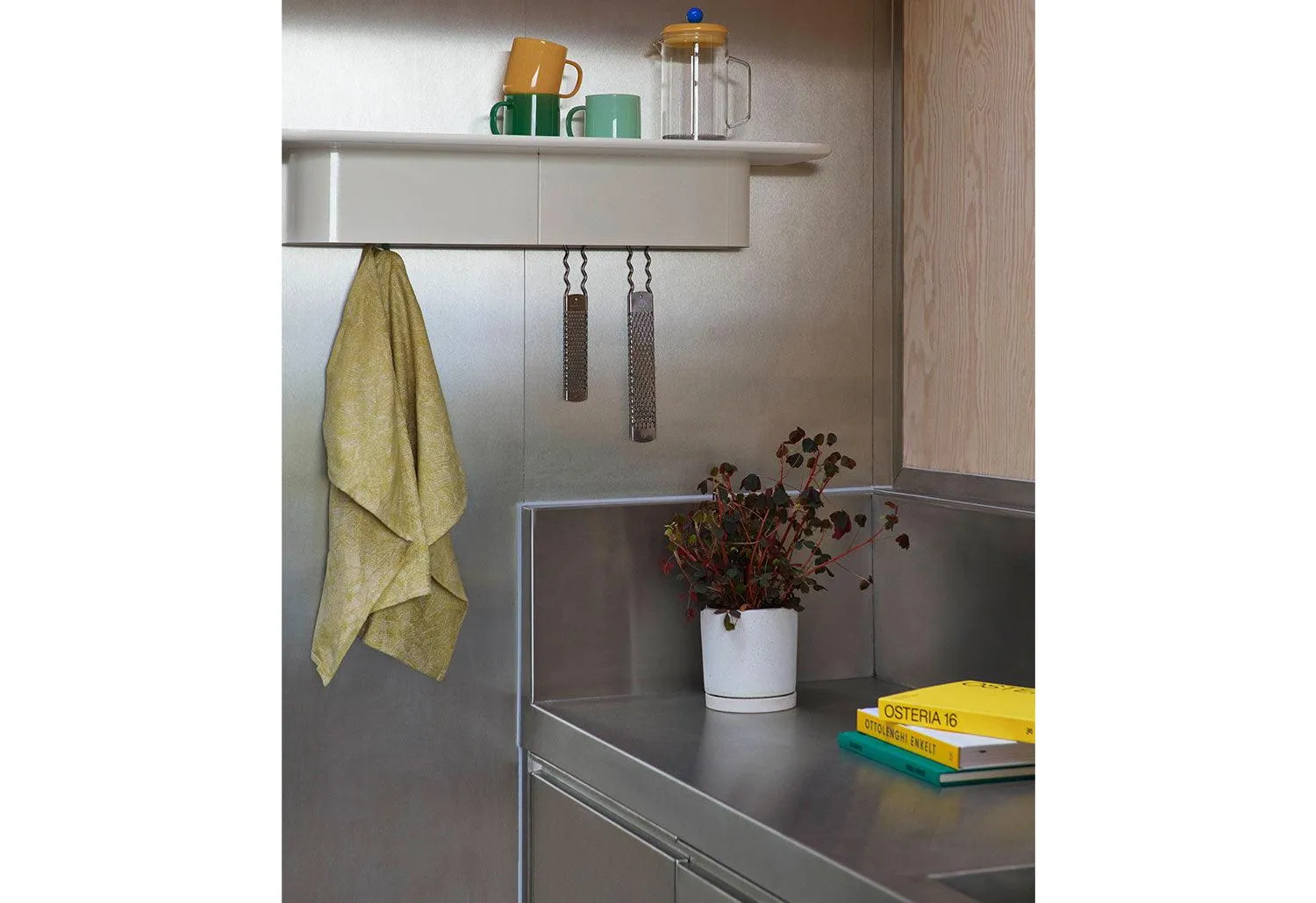 Korpus Shelf