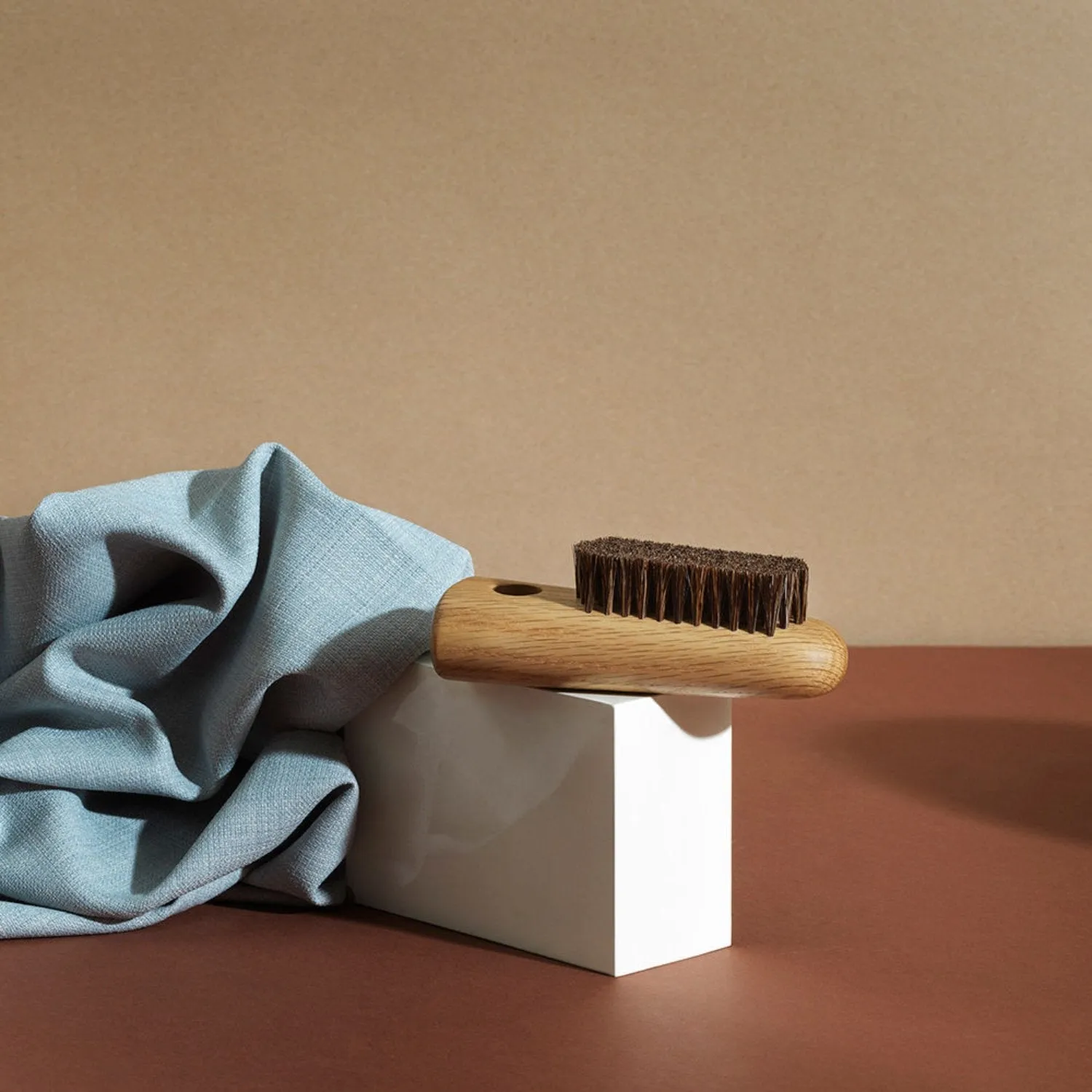 normann copenhagen | nift oak brush | large - DC