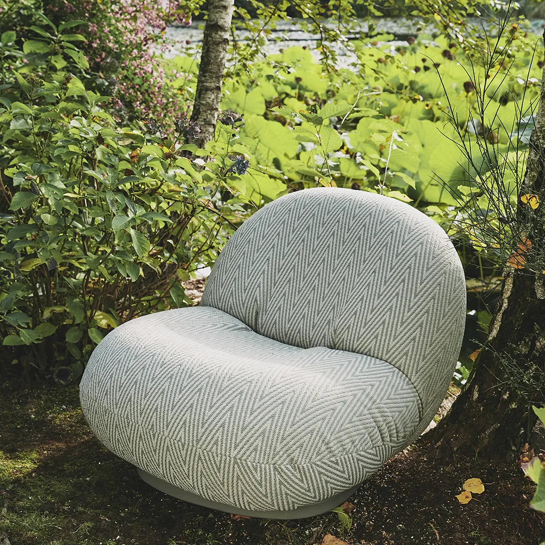 Pacha Outdoor Swivel Lounge Chair