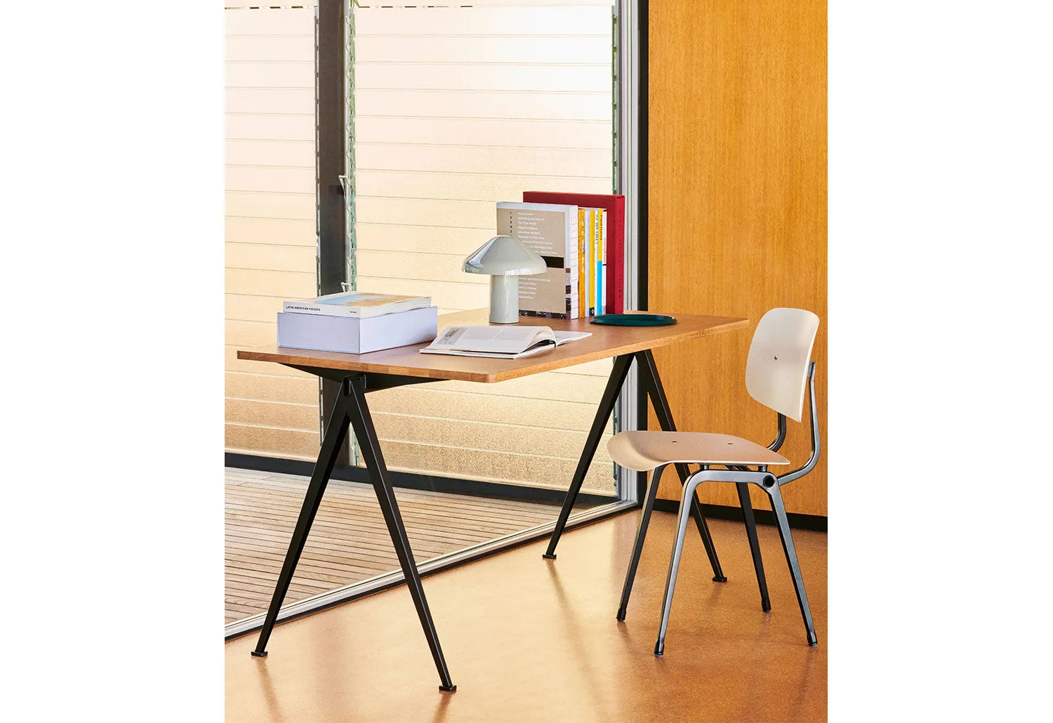 Pao Portable Lamp