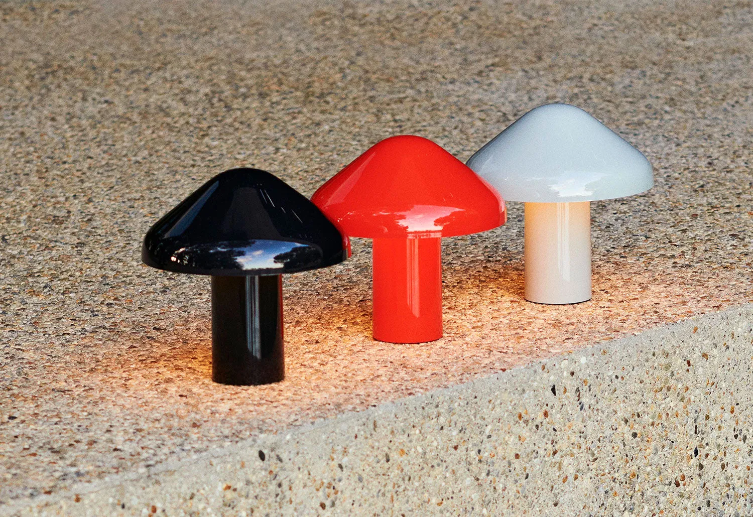Pao Portable Lamp