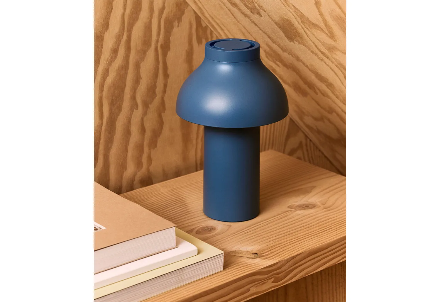 PC Portable Lamp