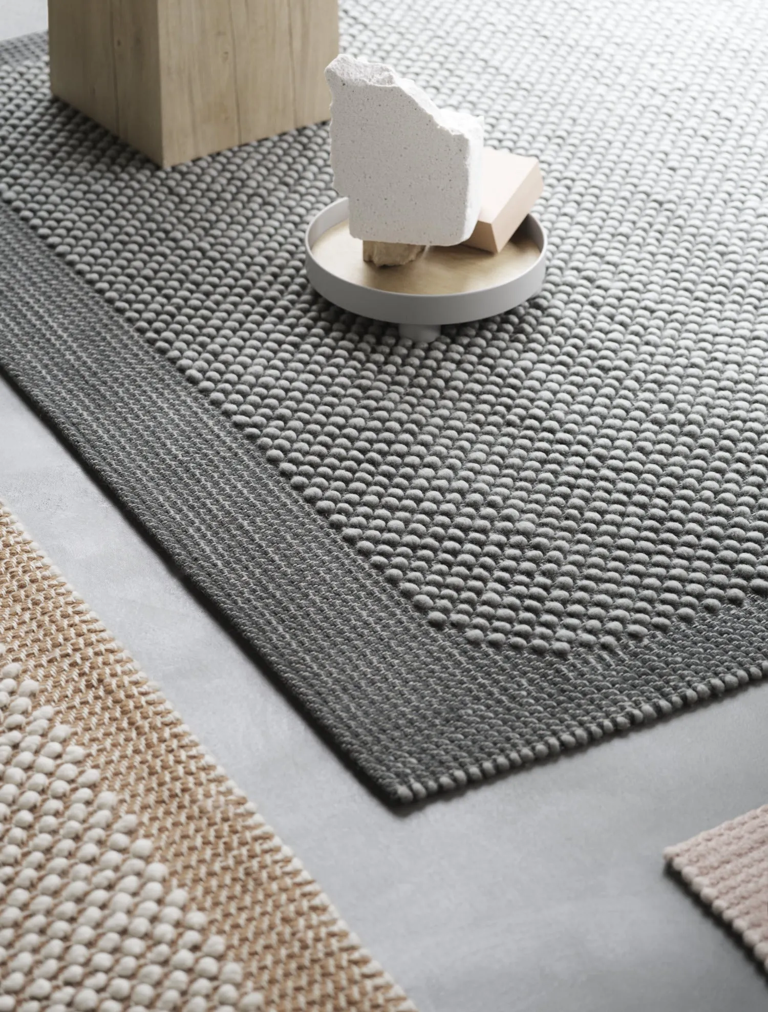 Pebble Rug, Dark Grey, 200 x 300