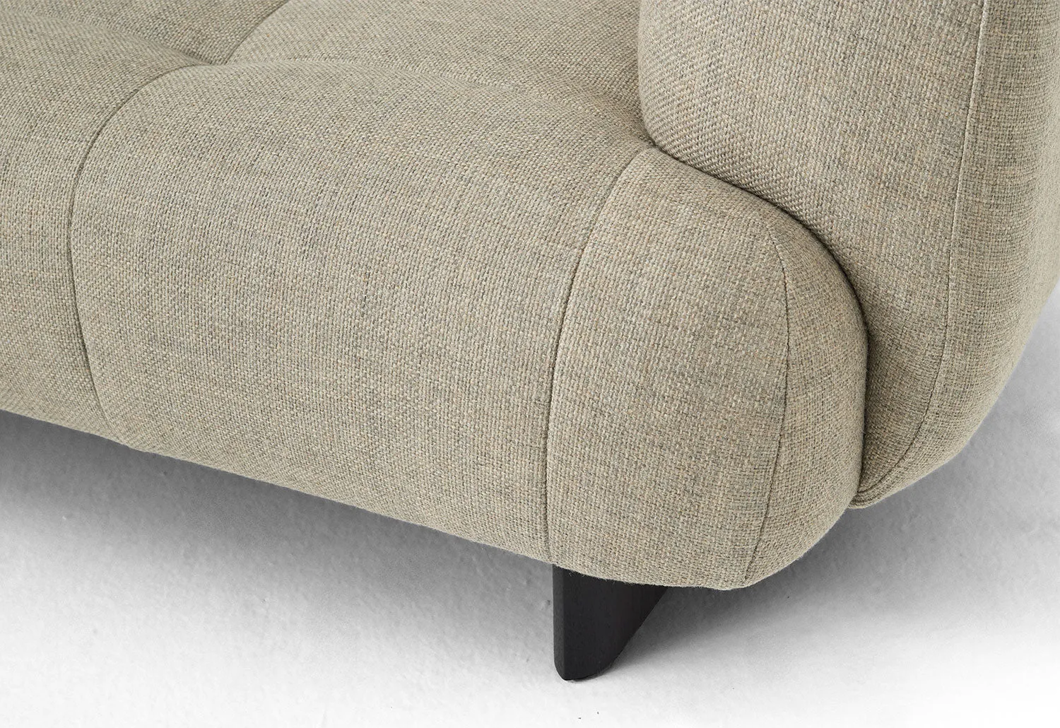 Quilton Lift 2 Seater Sofa