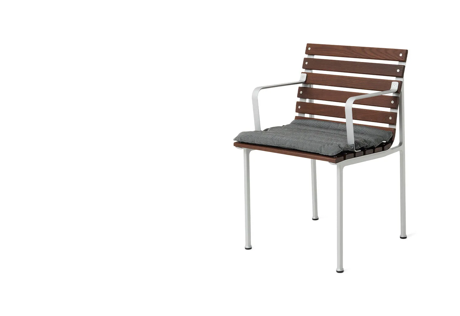 Traverse Armchair