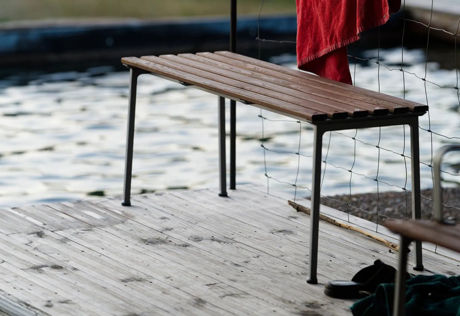 Traverse Bench