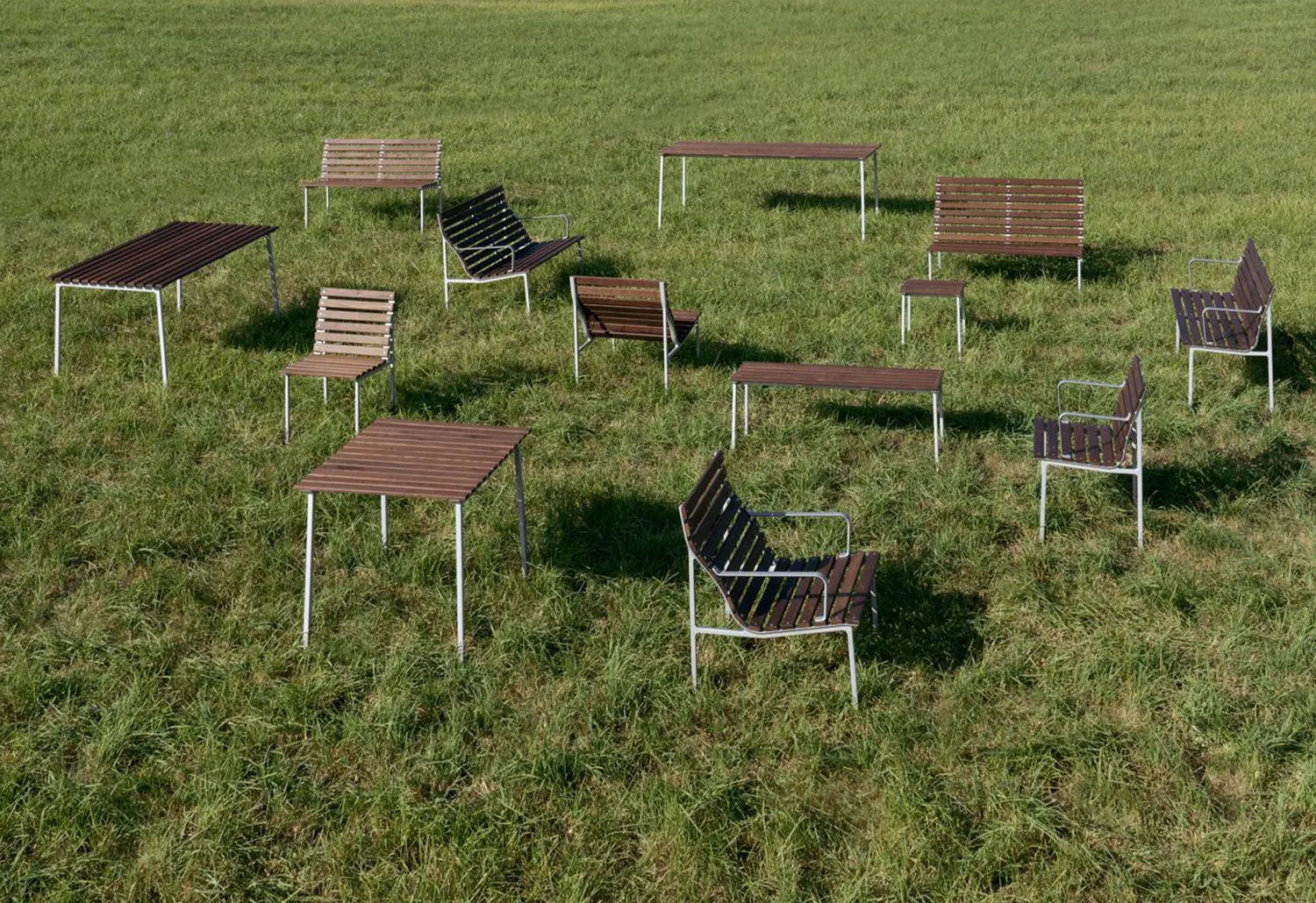Traverse Bench