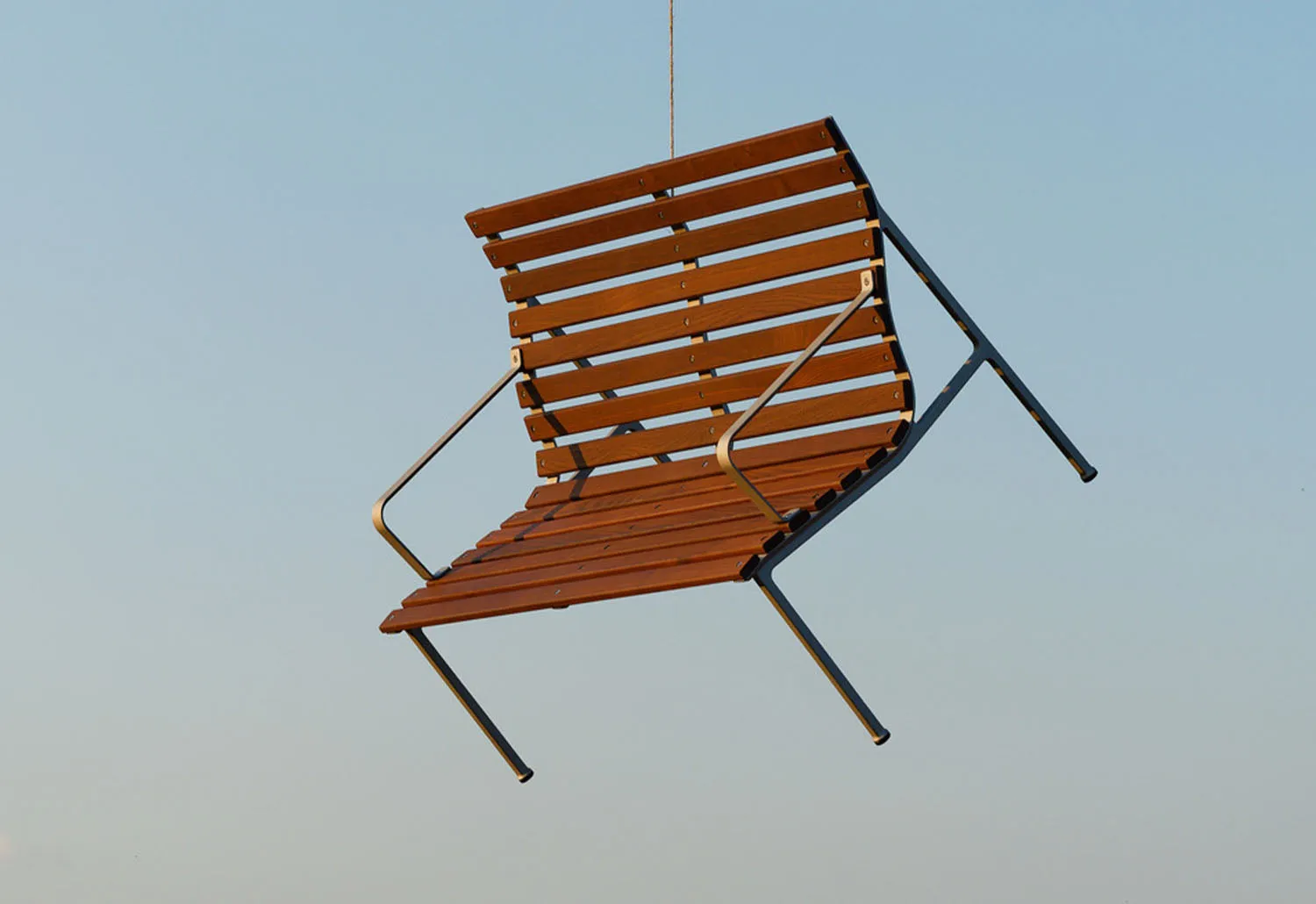 Traverse Lounge Bench